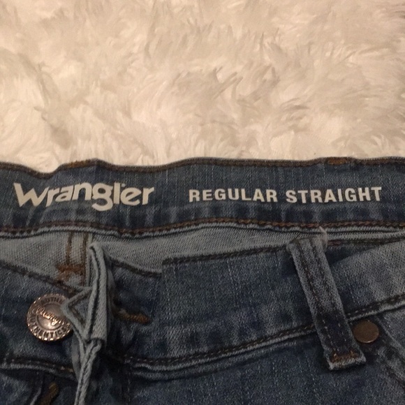 Wrangler Regular Straight 38 x 30 Jeans - Picture 4 of 7